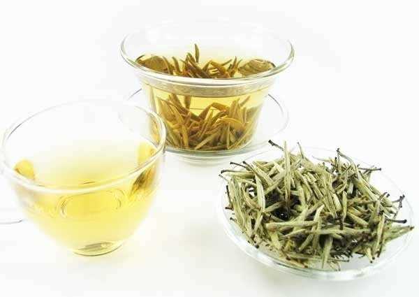 Что делает белый чай особенным и полезным для здоровья
