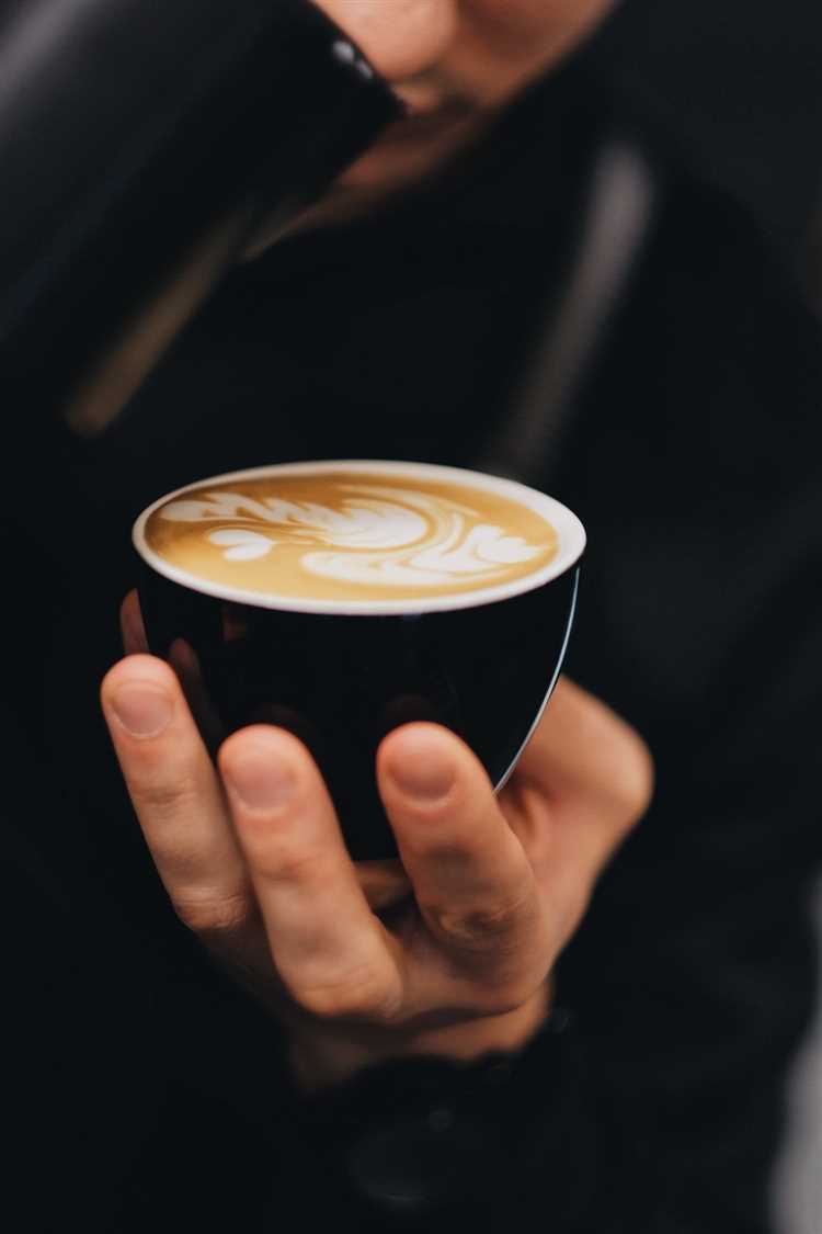 Кофе с молоком: бариста-секреты и техники приготовления
