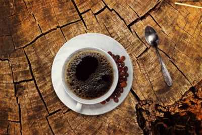 Другие полезные вещества, содержащиеся в кофе: