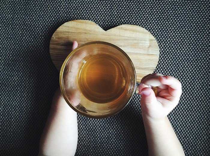 Зеленый чай для детей: полезные свойства и рекомендации